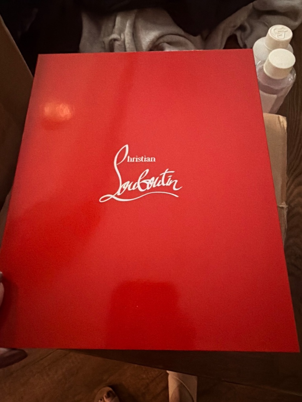 Bundle :   Christian Louboutin Beauty Lipstick Charm Necklace Set & Dust Bag - Picture 3 of 4